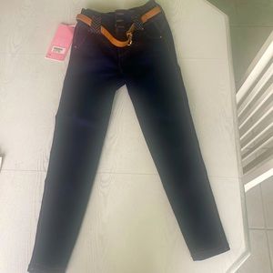 Blue jeans XDRAXY. Made in Colombia, size 7.